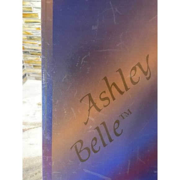 Vintage ASHLEY BELLE COLLECTION Porcelain Doll With COA Certificate Box Maris - Picture 6 of 8